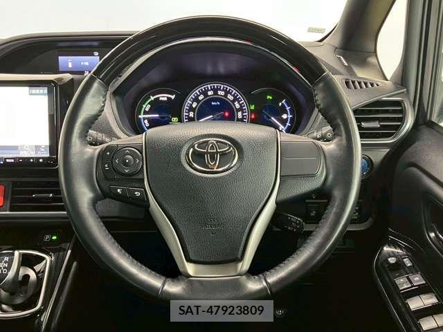 Toyota ESQUIRE 2020-10 1412236-14