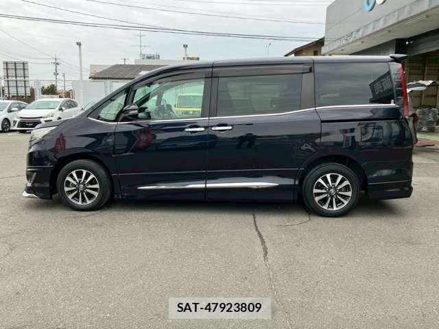Toyota ESQUIRE 2020-10 1412236-17