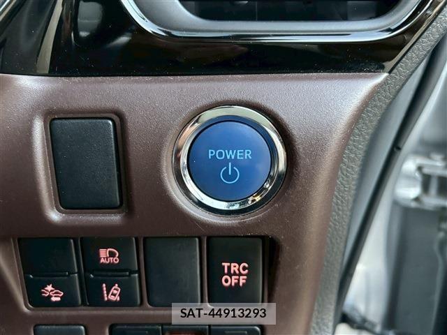 Toyota ESQUIRE 2020-10 1824306-16
