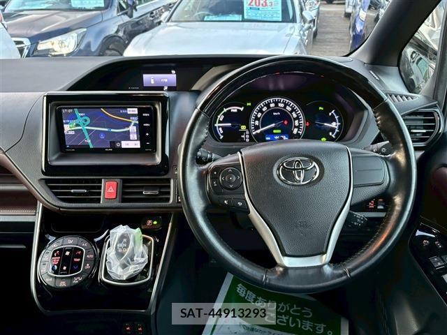 Toyota ESQUIRE 2020-10 1824306-19