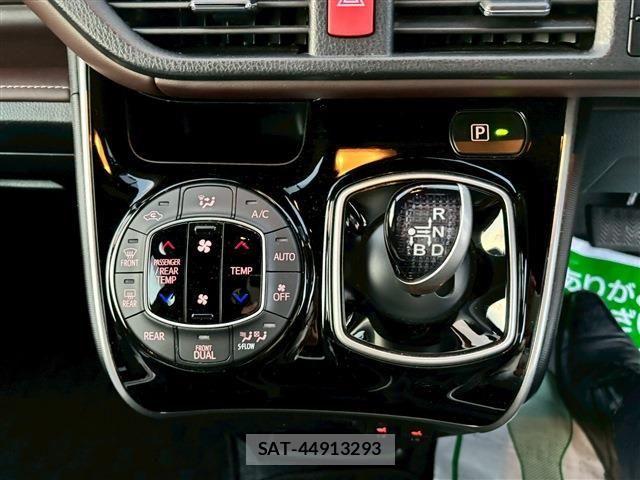 Toyota ESQUIRE 2020-10 1824306-21