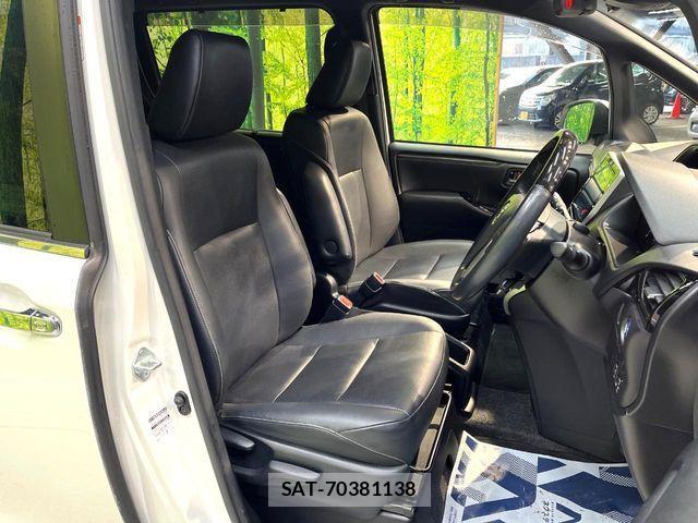 Toyota ESQUIRE 2019-08 3905342-6