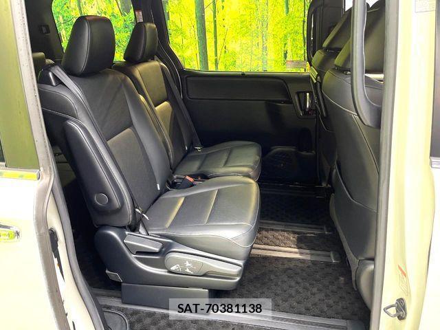 Toyota ESQUIRE 2019-08 3905342-7