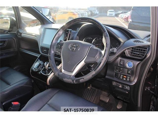 Toyota ESQUIRE 2016-07 4323545-26