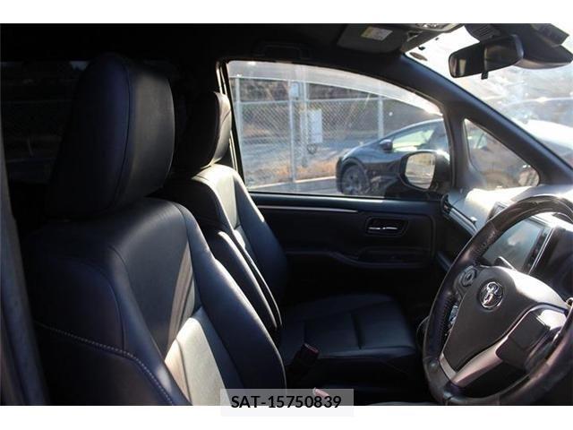 Toyota ESQUIRE 2016-07 4323545-27