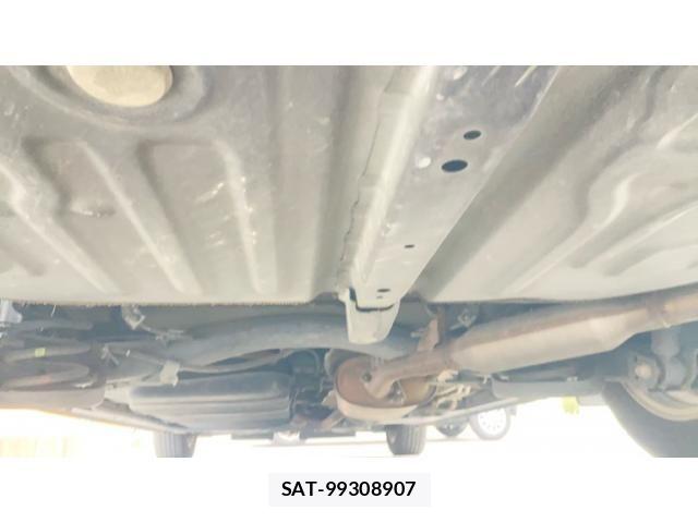 Toyota ESQUIRE 2014-11 5867324-22