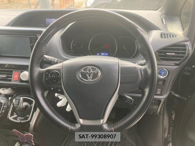 Toyota ESQUIRE 2014-11 5867324-6