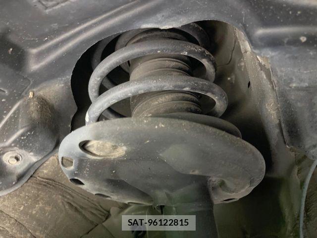 Toyota ESQUIRE 2019-06 6005057-19