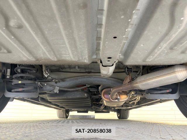 Toyota ESQUIRE 2015-10 6214375-18