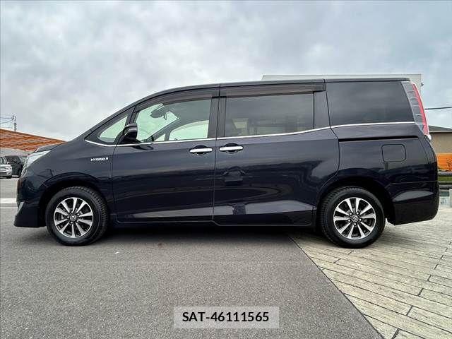 Toyota ESQUIRE 2018-12 6214382-10