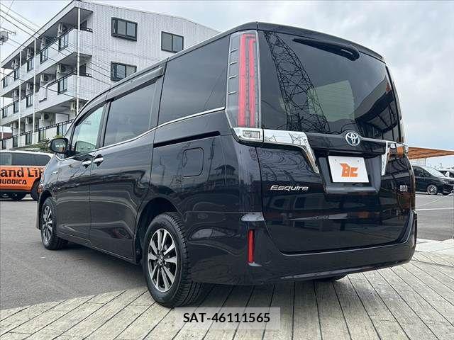 Toyota ESQUIRE 2018-12 6214382-12