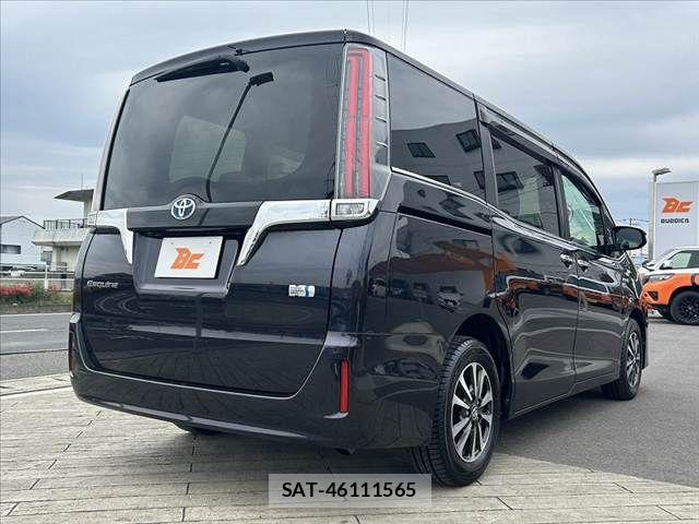 Toyota ESQUIRE 2018-12 6214382-14
