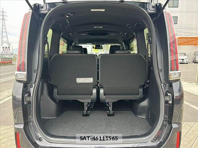 Toyota ESQUIRE 2018-12 6214382-19