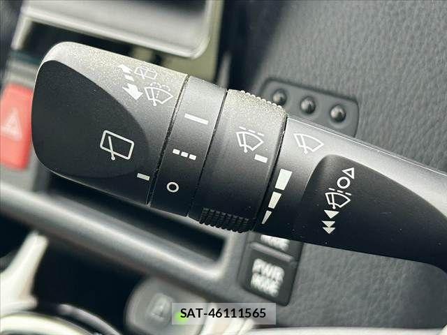 Toyota ESQUIRE 2018-12 6214382-25