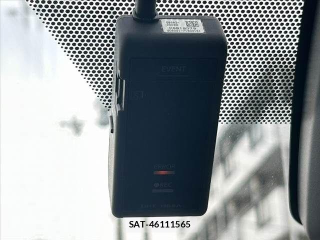 Toyota ESQUIRE 2018-12 6214382-28