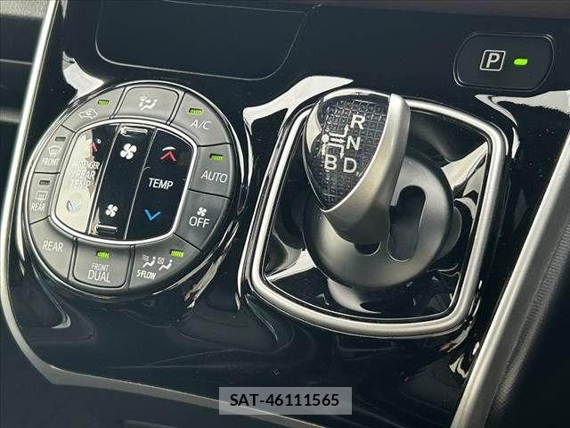 Toyota ESQUIRE 2018-12 6214382-5