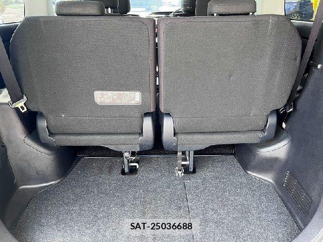 Toyota ESQUIRE 2016-10 6303985-22