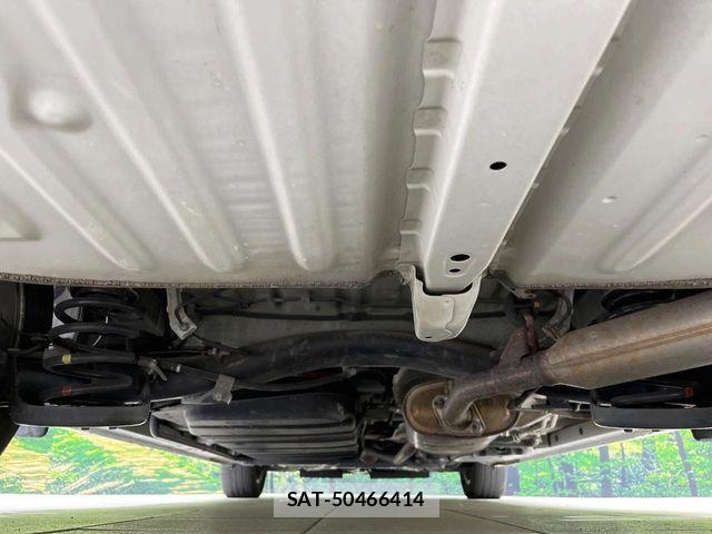 Toyota ESQUIRE 2018-02 6671234-18