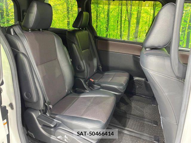 Toyota ESQUIRE 2018-02 6671234-7