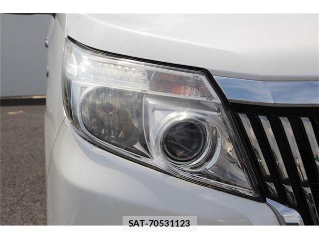 Toyota ESQUIRE 2016-03 6671235-12