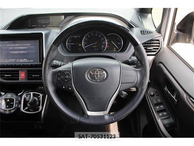 Toyota ESQUIRE 2016-03 6671235-22