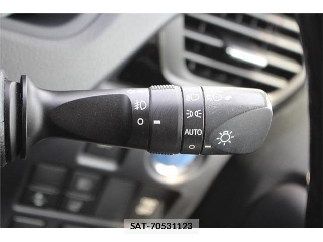 Toyota ESQUIRE 2016-03 6671235-25