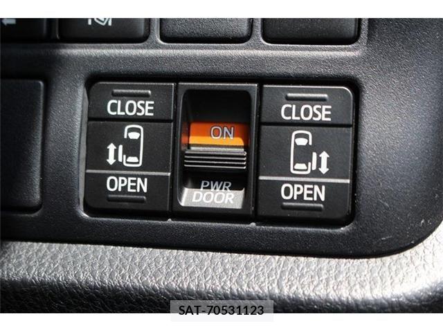 Toyota ESQUIRE 2016-03 6671235-4