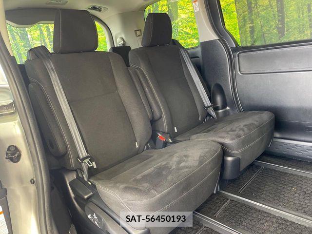 Toyota ESQUIRE 2014-11 6682653-9