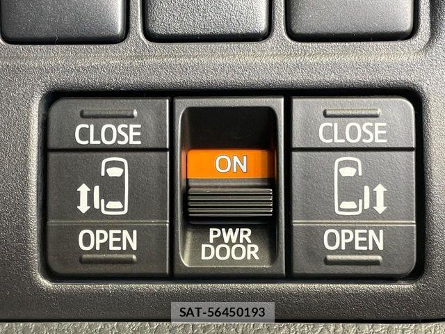 Toyota ESQUIRE 2014-11 6682653-5