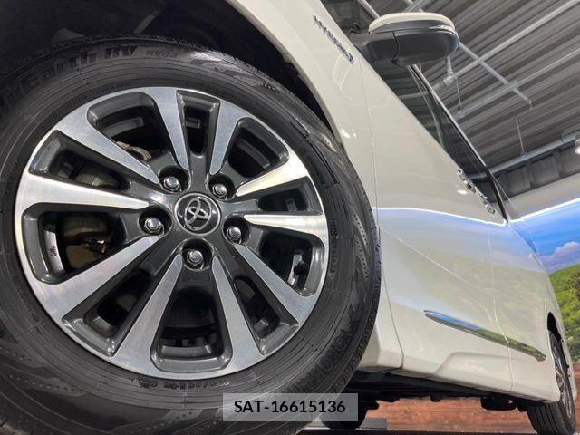 Toyota ESQUIRE 2017-11 6716109-13