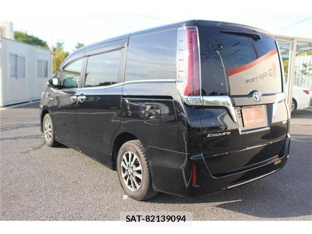 Toyota ESQUIRE 2018-02 6751481-11