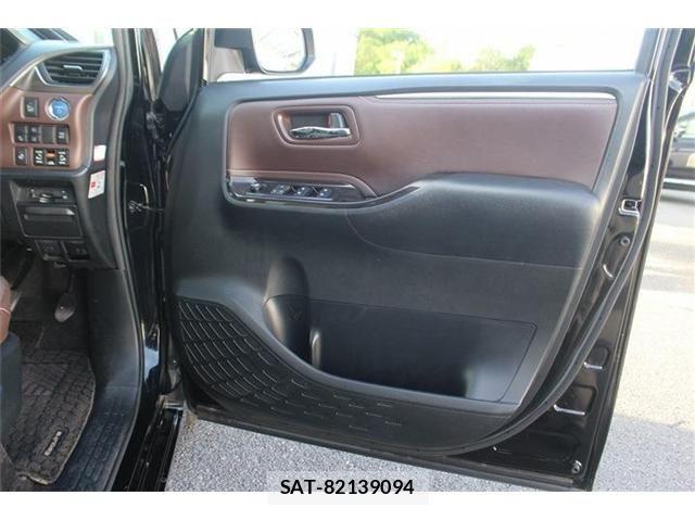 Toyota ESQUIRE 2018-02 6751481-29