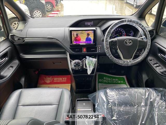 Toyota ESQUIRE 2015-10 6751486-2
