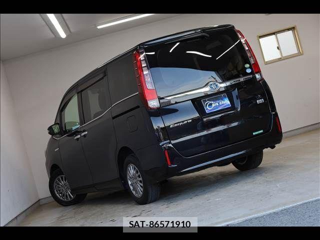 Toyota ESQUIRE 2014-12 6814847-10