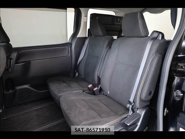 Toyota ESQUIRE 2014-12 6814847-17