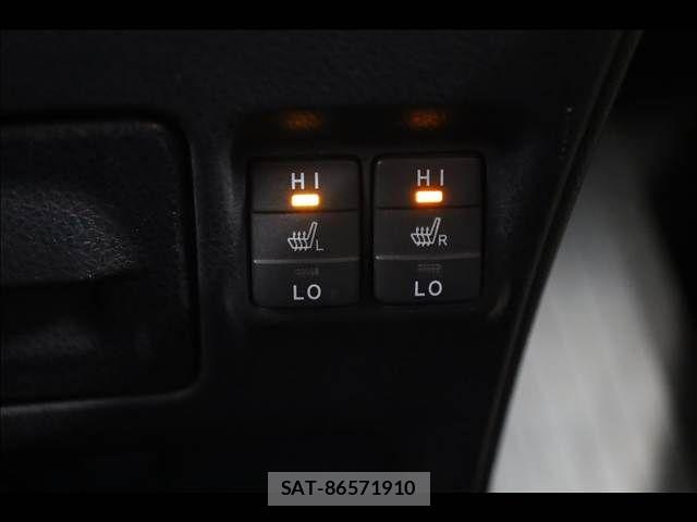 Toyota ESQUIRE 2014-12 6814847-7