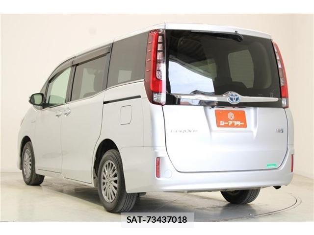 Toyota ESQUIRE 2015-06 6814853-11