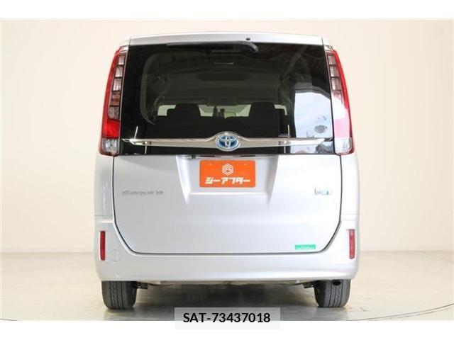 Toyota ESQUIRE 2015-06 6814853-12