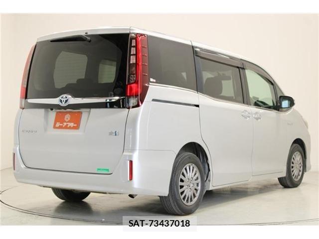 Toyota ESQUIRE 2015-06 6814853-13