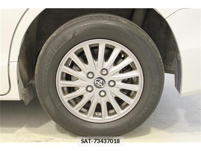 Toyota ESQUIRE 2015-06 6814853-25