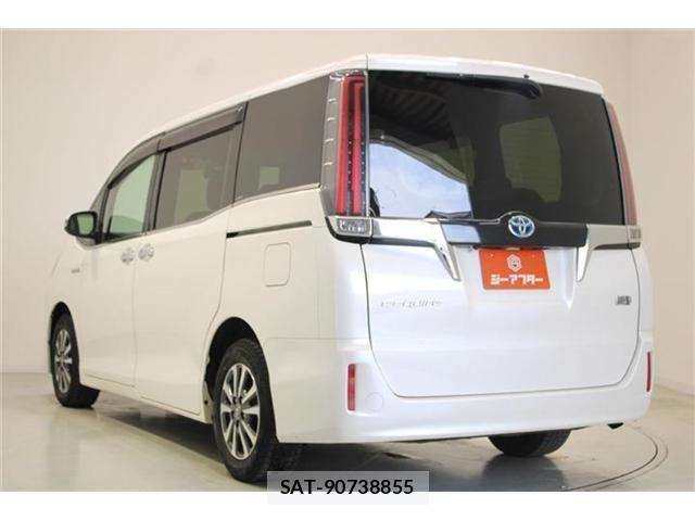 Toyota ESQUIRE 2017-07 6904793-9
