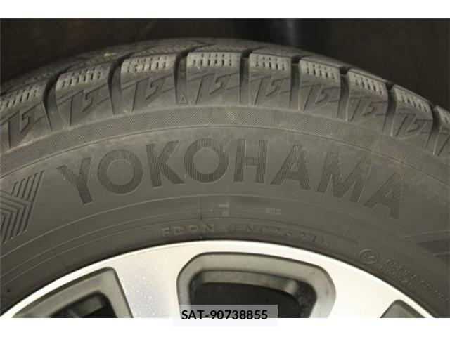 Toyota ESQUIRE 2017-07 6904793-25