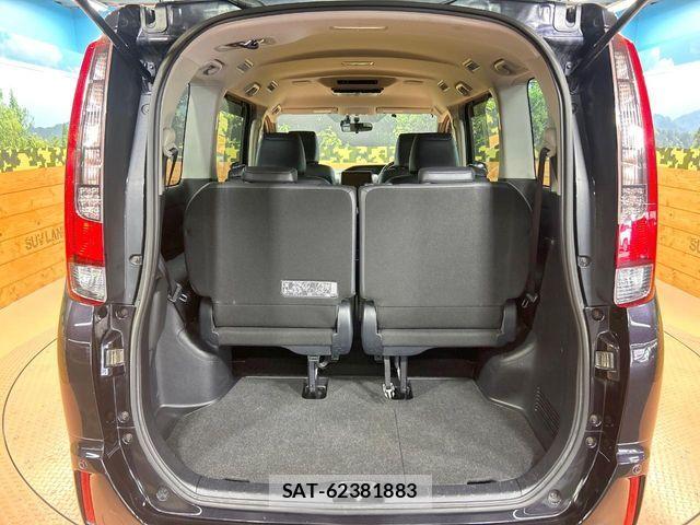 Toyota ESQUIRE 2015-02 6904779-10