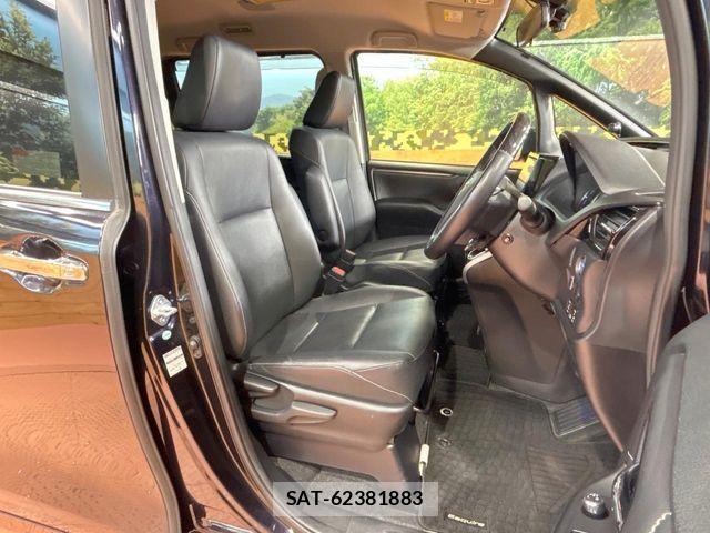Toyota ESQUIRE 2015-02 6904779-7