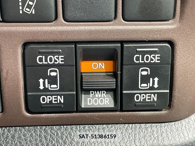 Toyota ESQUIRE 2016-04 6993446-6