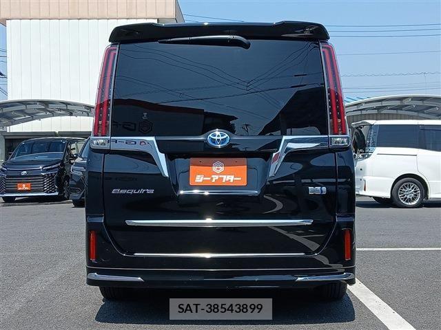 Toyota ESQUIRE 2018-03 6993433-9