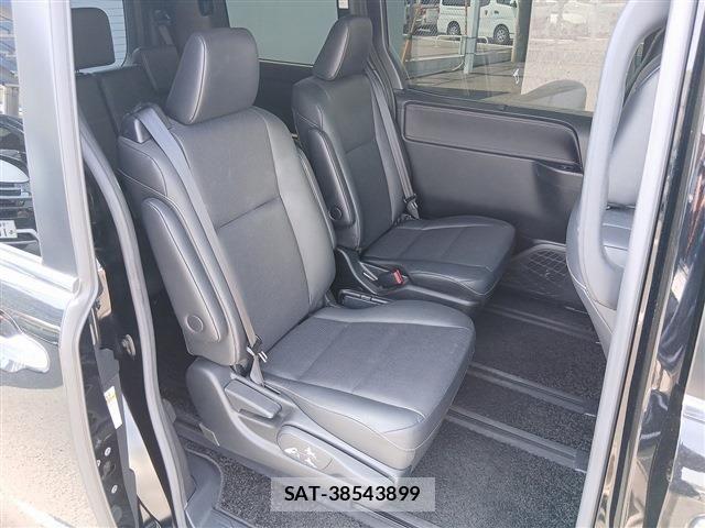 Toyota ESQUIRE 2018-03 6993433-15