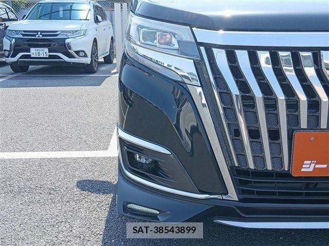 Toyota ESQUIRE 2018-03 6993433-25