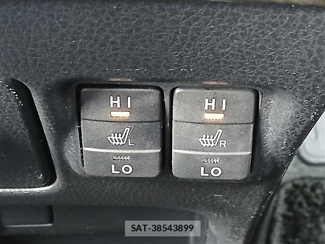 Toyota ESQUIRE 2018-03 6993433-6