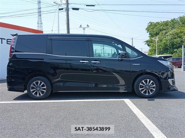 Toyota ESQUIRE 2018-03 6993433-8